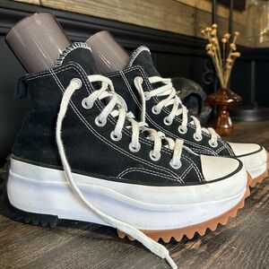 Platform converse
